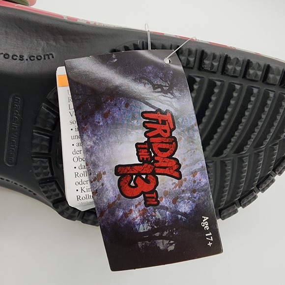 CROCS Friday The 13th Classic Clogs Mens Size 11 Jason Vorhees Shoes NEW in Box - Picture 10 of 14